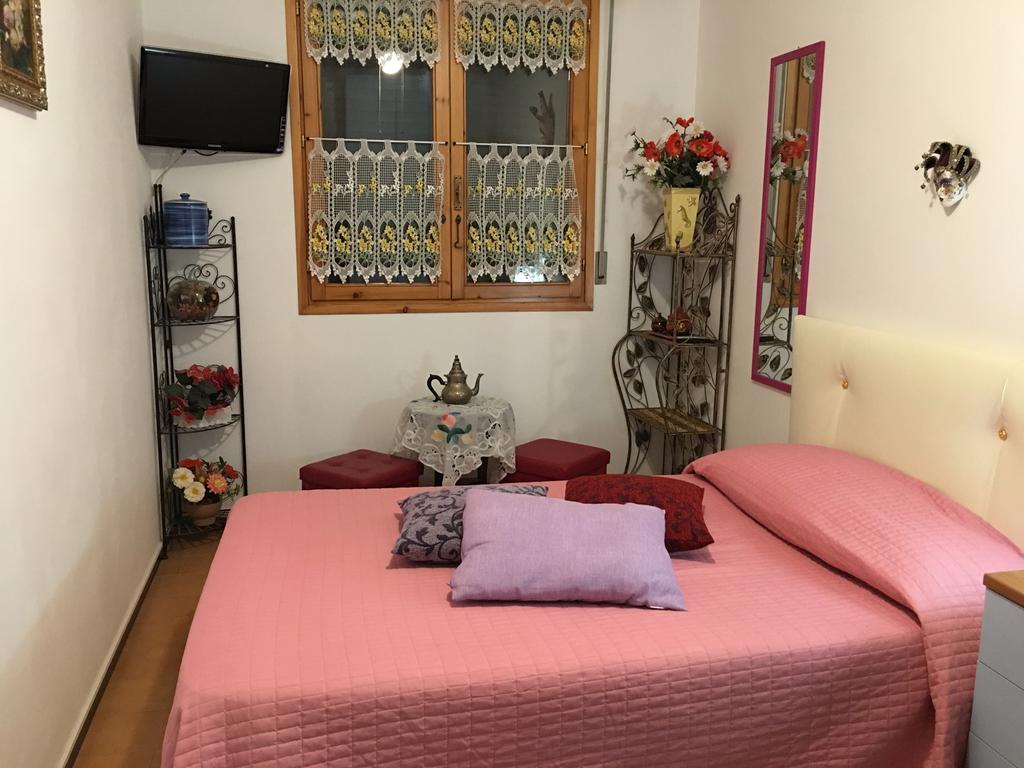 Bed & Breakfast Da Eliana Молинела Стая снимка