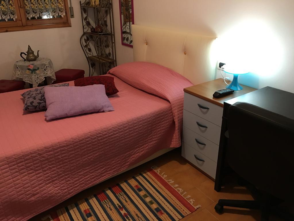 Bed & Breakfast Da Eliana Молинела Стая снимка